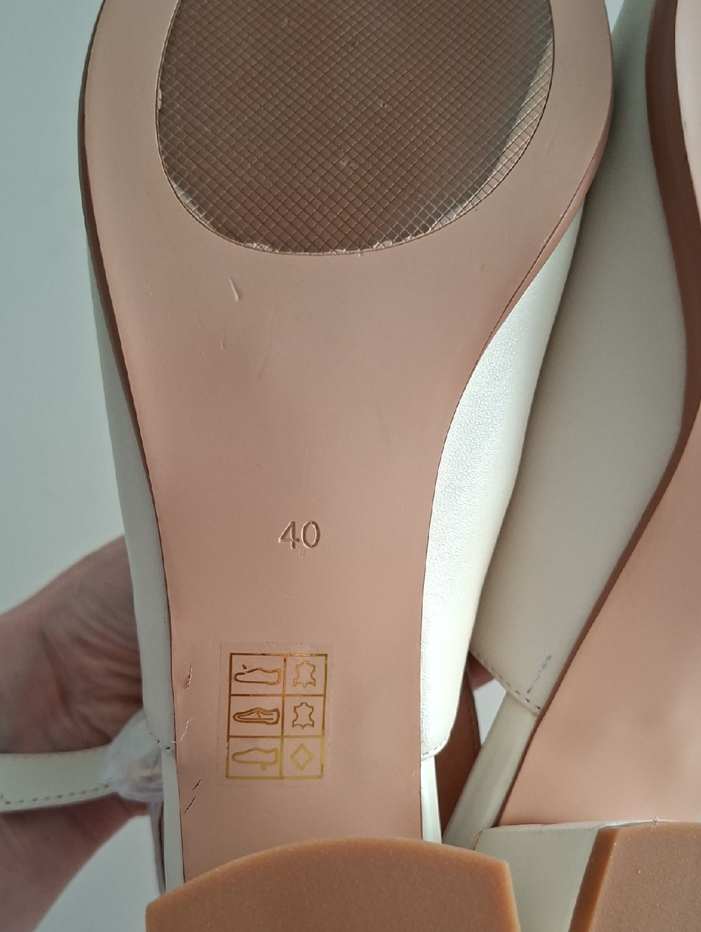 NWOT Bresley Cream/Ivory Leather Sling-back Mules/Loafer Heels (EU 40; US 9) - Picture 8 of 8